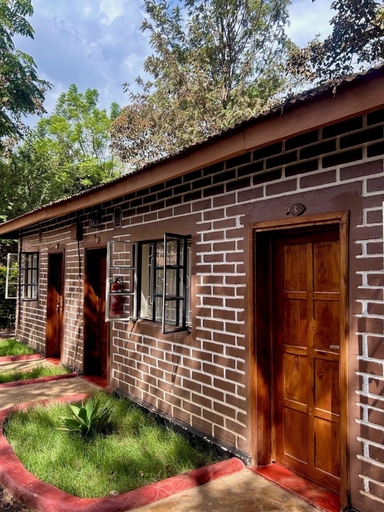 Exterior & Views 2, Patamu Restaurant & Lodge, Karatu
