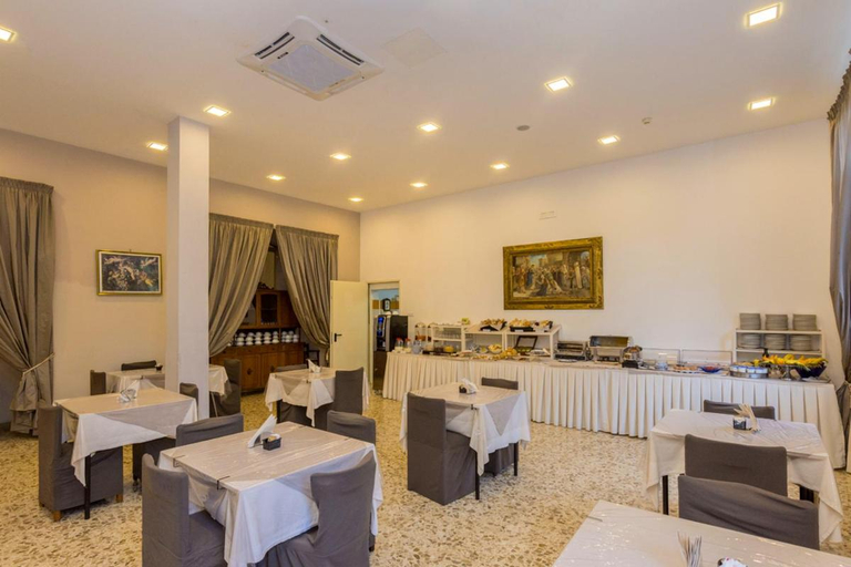 Food & Drinks 5, Sisters' Hotel, Napoli