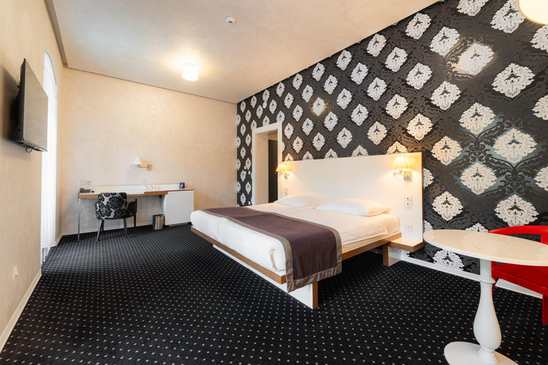 Bedroom 3, EA Hotel Tereziansky dvur, Hradec Králové