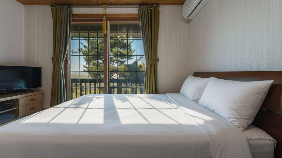 Bedroom 2, Ganghwa Badabit pension, Ganghwa