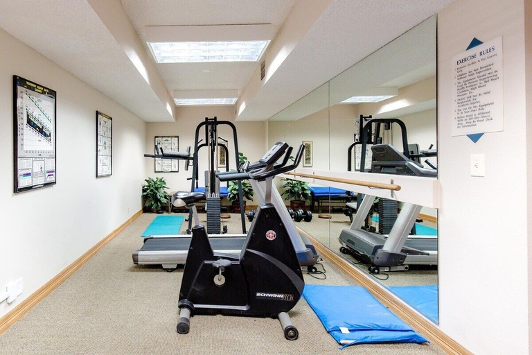 Interior 2, 6380: Byte-sized Studio in Boston Commons, Arapahoe