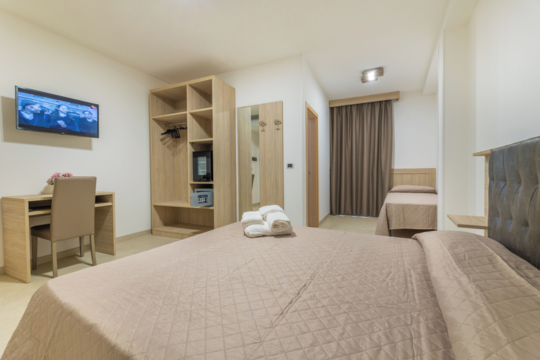 Room 4, Roomsalentopalace, Lecce