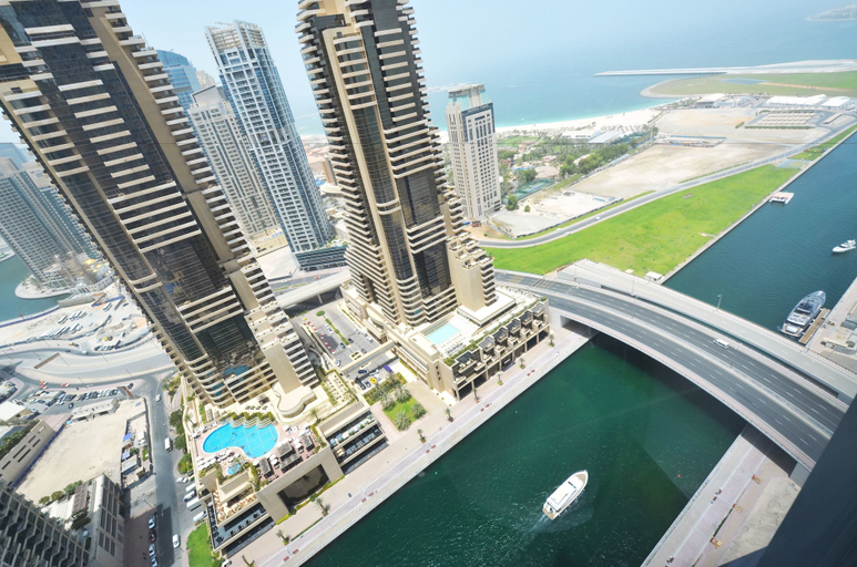 View from room 4, KOH - Cayan Tower, Dubai