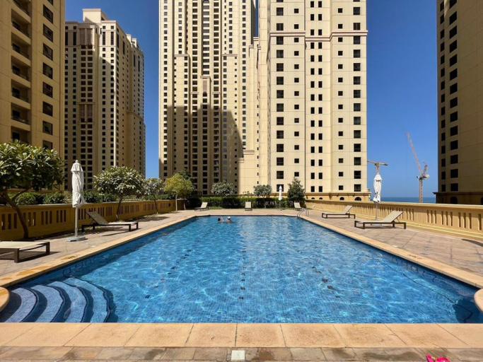 Sport & Beauty 4, Urban Panda Skyview Hostel JBR, Dubai