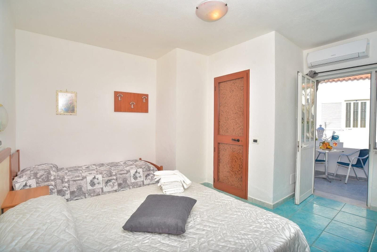 Bedroom 4, Hotel Vela, Napoli