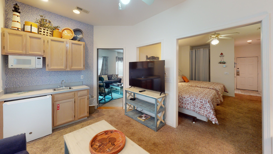 Interior 3, River Creek 2 Unit 1802, Brunswick