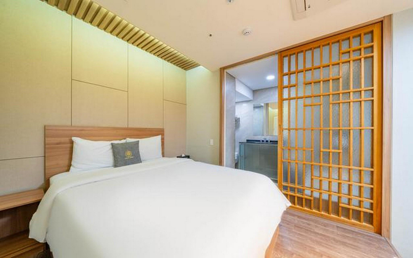 Bedroom 4, Yeonsinnae Mac, Eun-pyeong