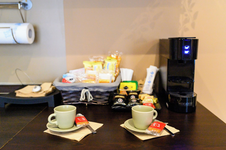 Food & Drinks, A-Rome Suite, Rome
