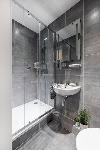 Bathroom 3, YugoThe Tannery, Dublin