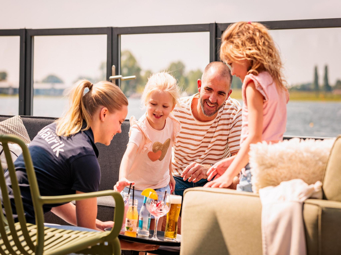 Food & Drinks 4, Lodge in Netherlands with Pool  Veranda, Buren