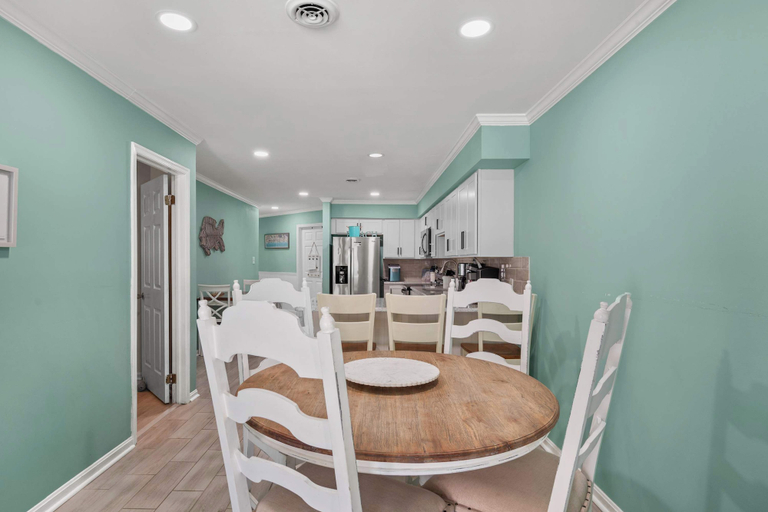 Interior 3, Sam Remo 208, Worcester