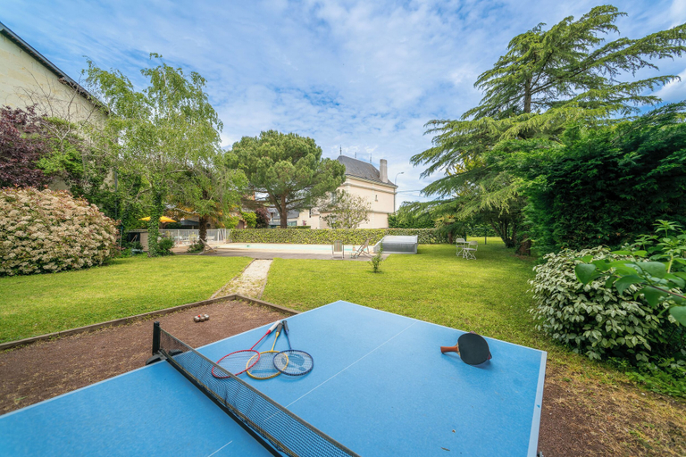 Property grounds, La Villa Richelieu, Vienne