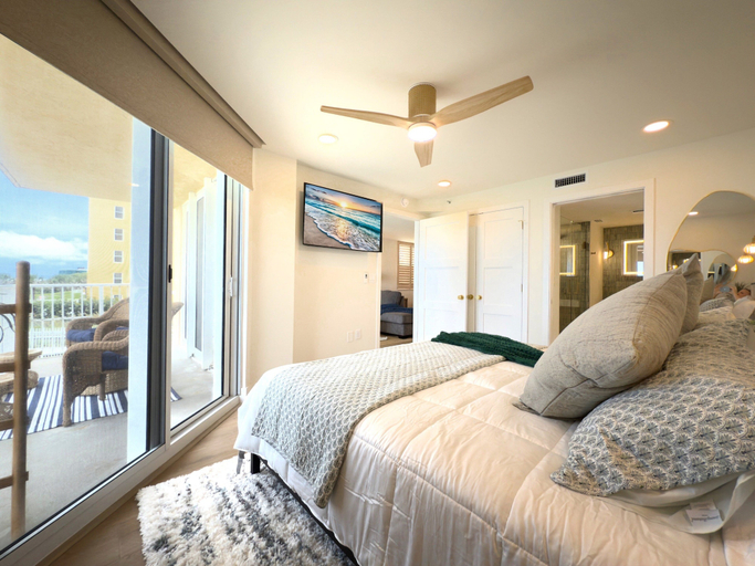 Interior 5, Oceania Beach Club 201, Volusia