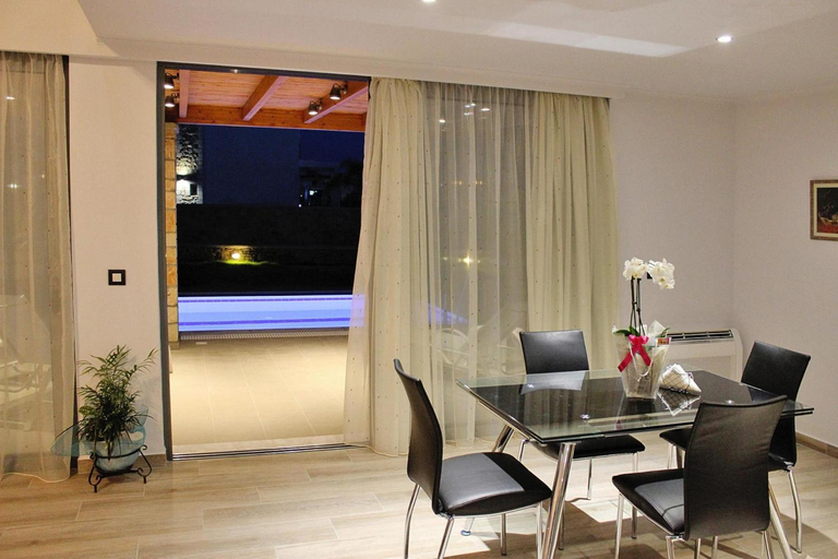 Others 5, Semi-detached house with private pool, South Aegean
