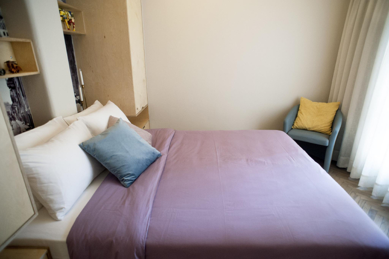 Bedroom 2, Acron of Plaka, Attica
