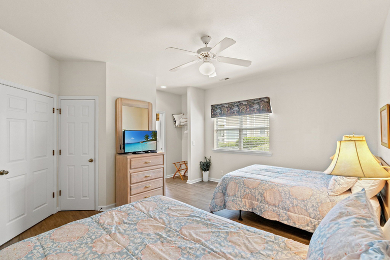 Interior 3, River Creek 2 Unit 1002, Brunswick