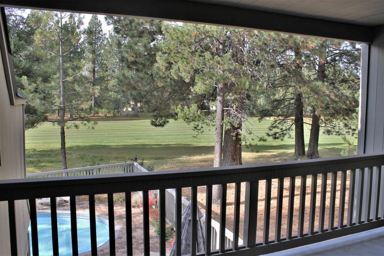 Interior 4, Augusta 3, Deschutes