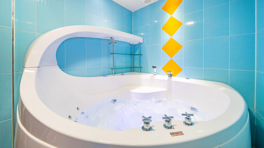 Bathroom, GaPyeong Lucerne kids Spa Pension, Gapyeong