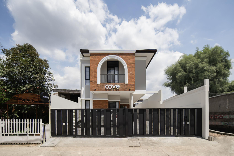 Exterior & Views 2, Cove River Haus, South Jakarta