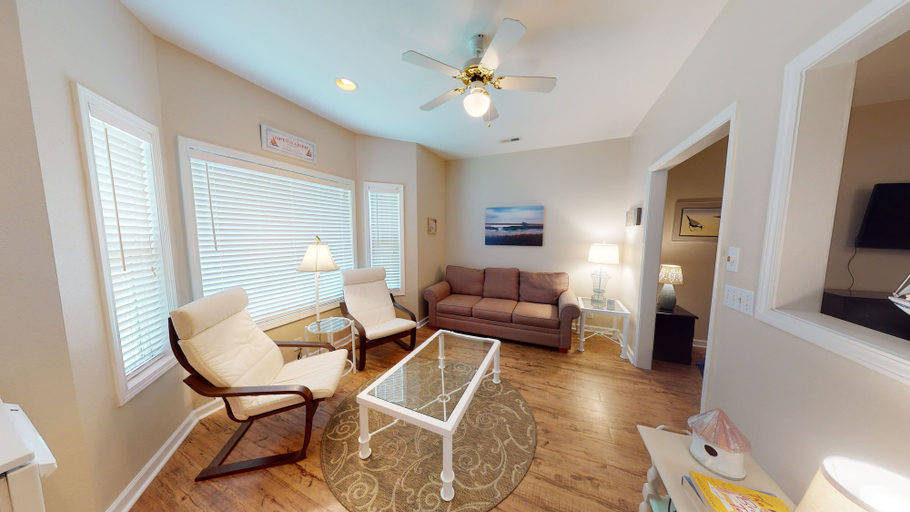 Interior 3, River Creek 2 Unit 2003, Brunswick