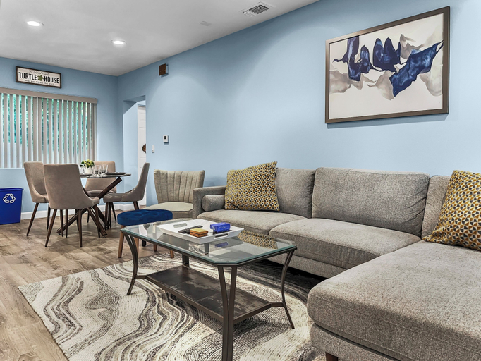 Interior 5, Blue Haven B, Sarasota