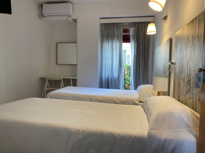 Bedroom 4, Hostal Paco Marbella, Málaga