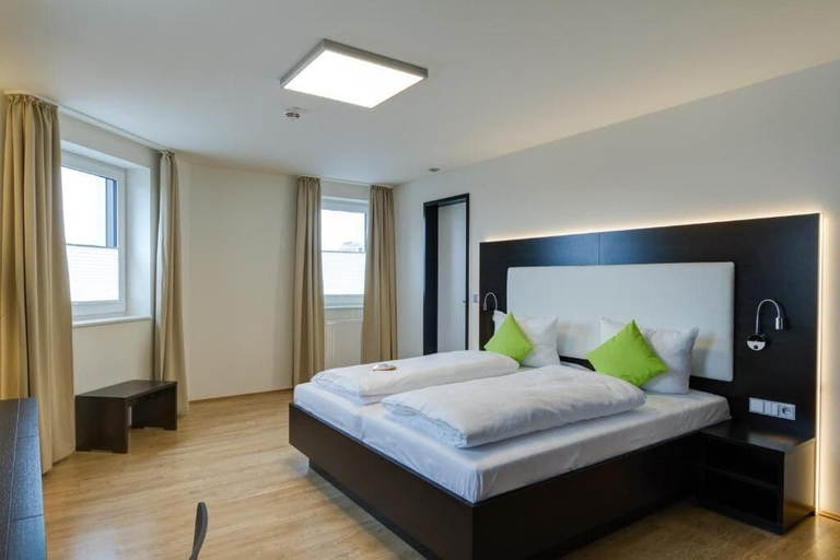 Bedroom 3, sevenDays Hotel BoardingHouse Mannheim, Mannheim