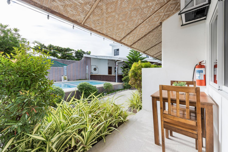 Others 4, Badi's Place , Moalboal