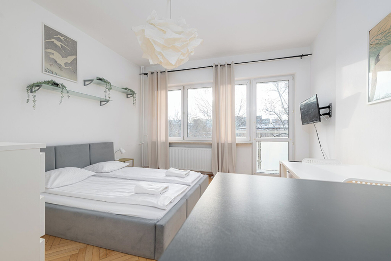 Room 4, RentPlanet - Studio Hoża, Warsaw