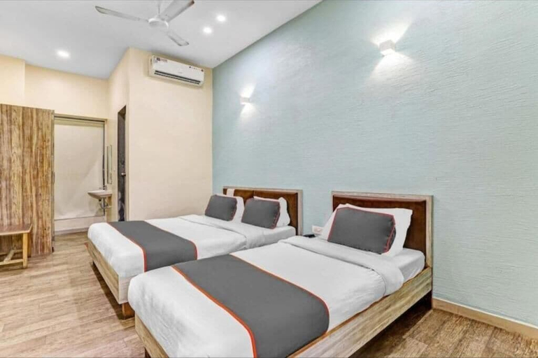 Room 2, Utsav Galaxy Rooms and Banquet, Surat