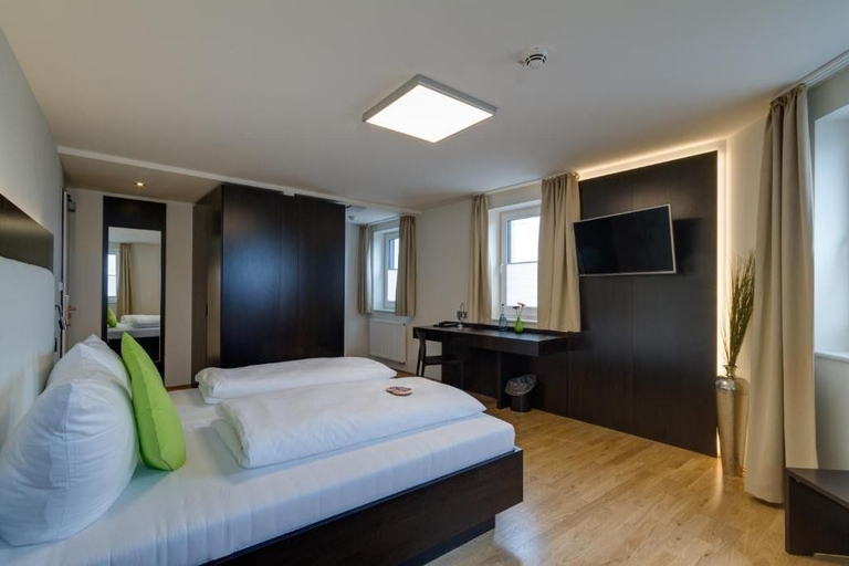 Bedroom 4, sevenDays Hotel BoardingHouse Mannheim, Mannheim
