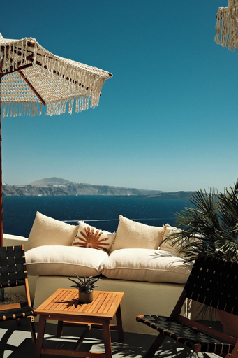 Property grounds 2, Anemos Caldera Oia, South Aegean