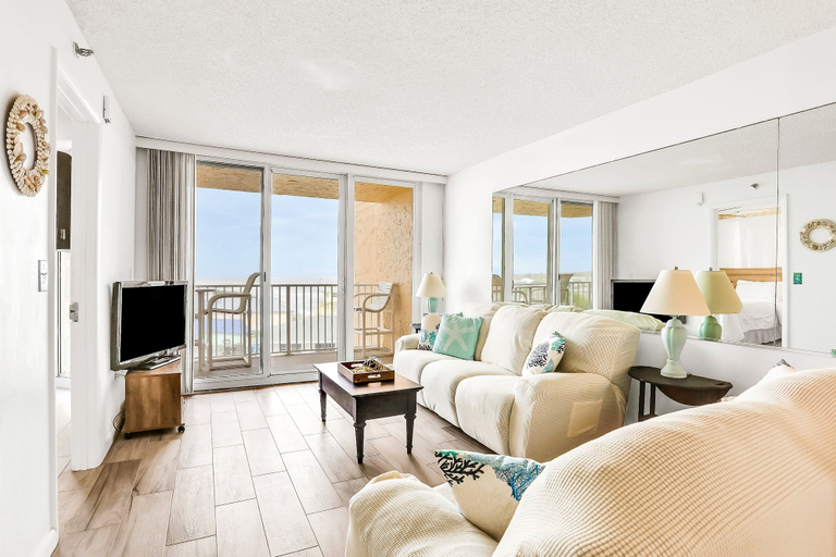 Interior 2, Oceania Beach Club 509, Volusia
