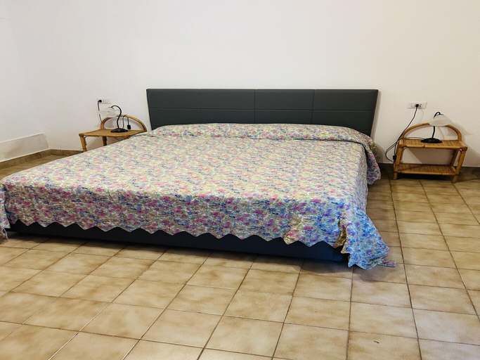 Bedroom, Apartment in Tuscany with Pool and Garden, Florence