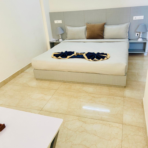 Room 2, Lords Studio Inn Chintpurni, Kangra