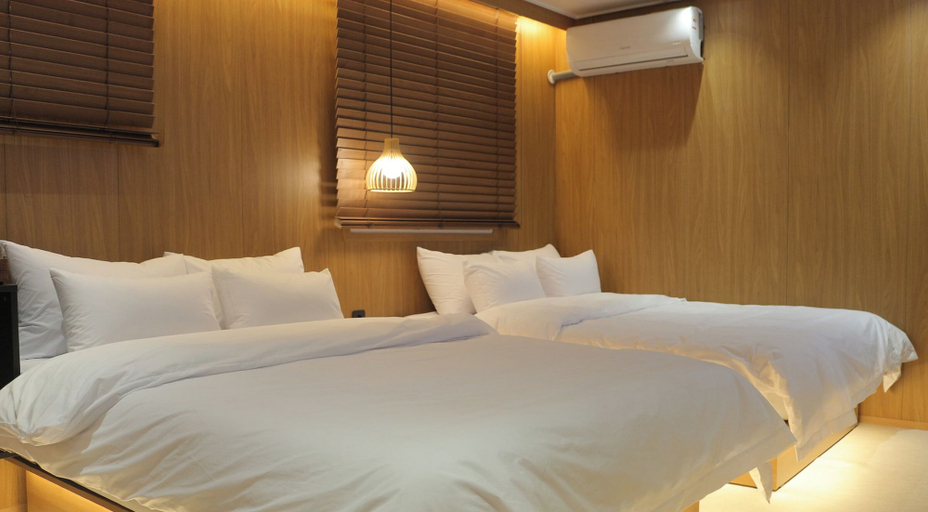 Room 4, Esanghan Stay Bupyeong, Gyeyang