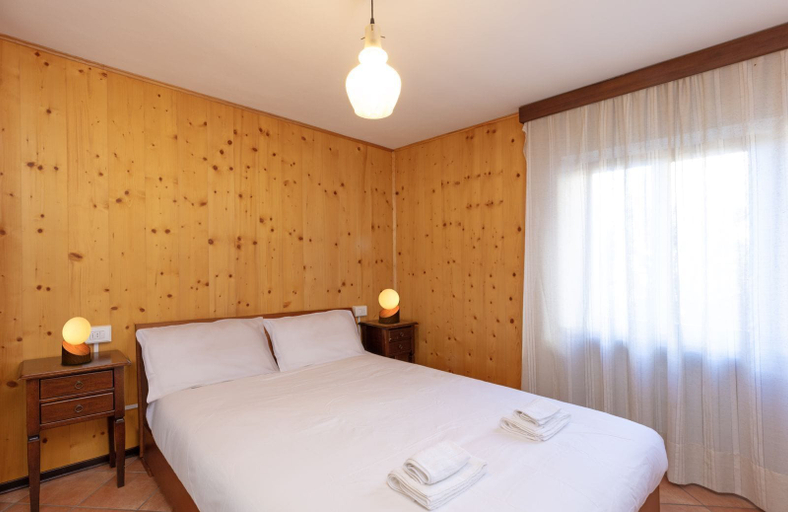 Room 4, HouSmart della Difesa 72, Belluno