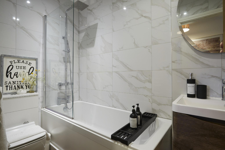 Bathroom 3, Hayy ApartHotels Dealhouse, Kirklees
