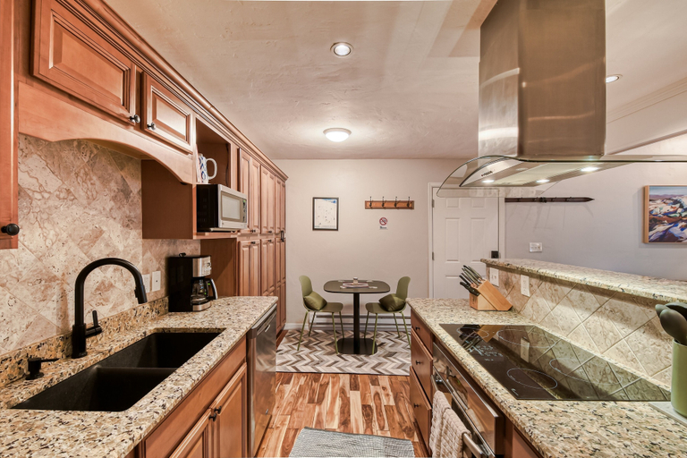 Private kitchen 4, E309 W Beaver Creek Blvd 2 Bedroom Condo, Eagle