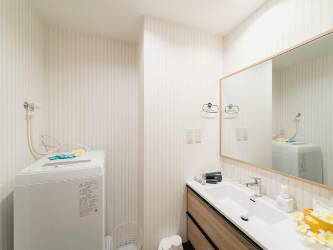 Bathroom 4, Hotel California Miyakojima Resort, Miyakojima