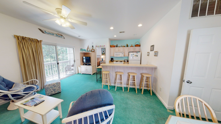 Interior 3, Royal Poste Unit 2905, Brunswick