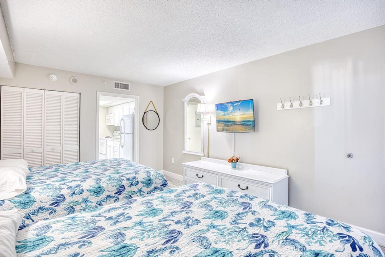 Bedroom 3, Camelot by the Sea, Horry