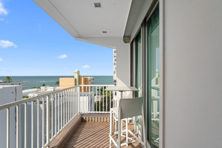 Others 5, Beachfront Oceanview Wifi Self Check in