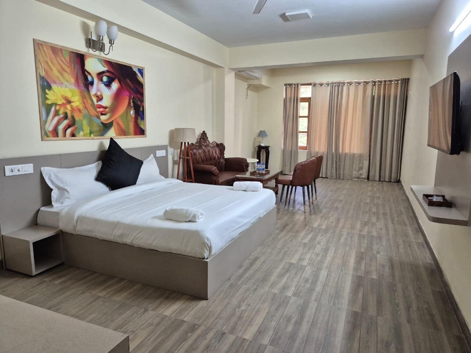 Room 2, Lords Studio Inn Mandi, Mandi
