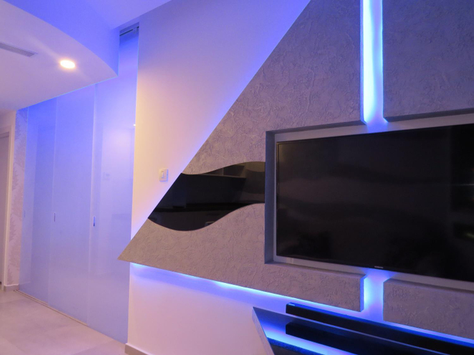Facilities 3, Apartment Ben Gurion