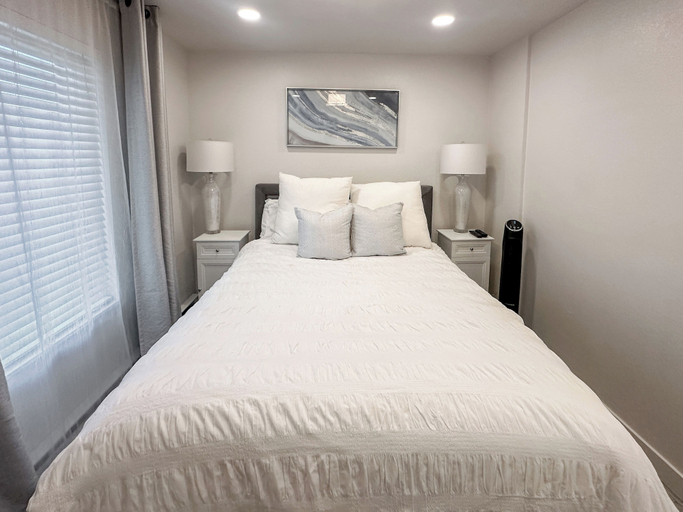 Interior 5, Prime Spot! Walk to Ski, Shops, and Main Street!, Summit