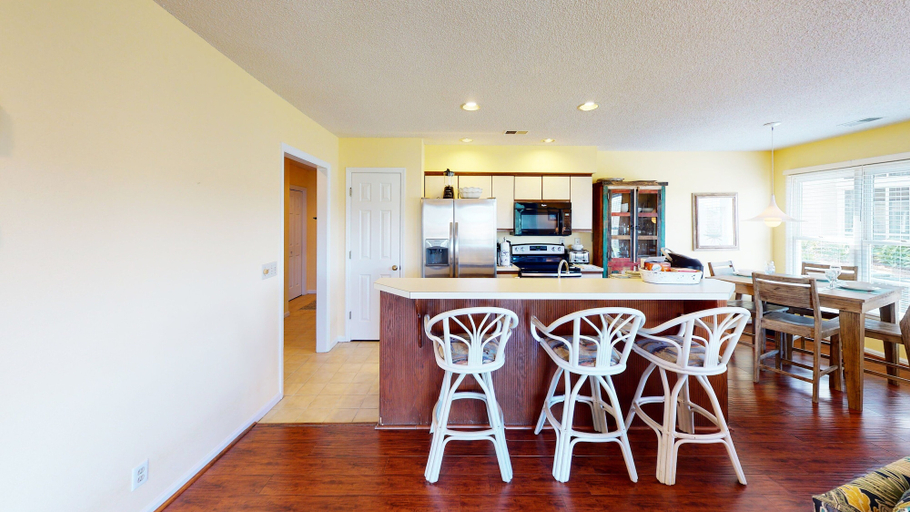 Interior 3, River Creek 1 Unit 101, Brunswick