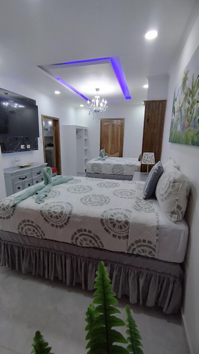 Others 5, Hotel Carnaval, La Ceiba