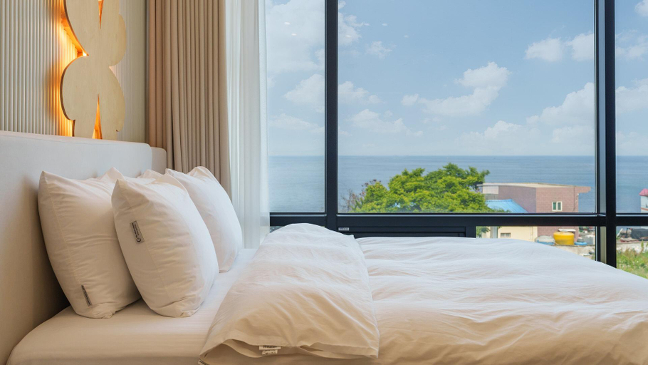 Bedroom, Gyeongju The Moon Aurora Pool Villa, Pohang