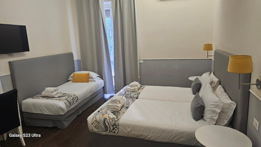 Bedroom 2, Caesar Place Roma, Rome